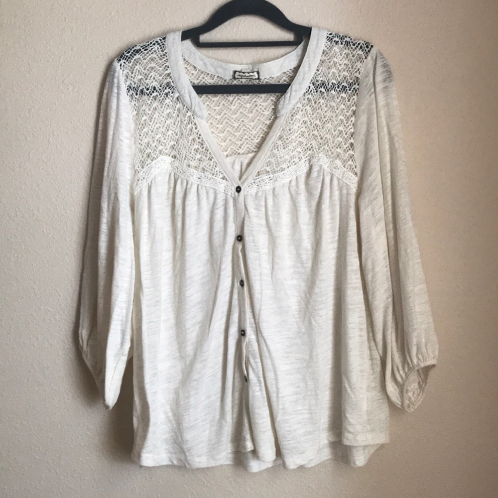 Eyeshadow knit blouse